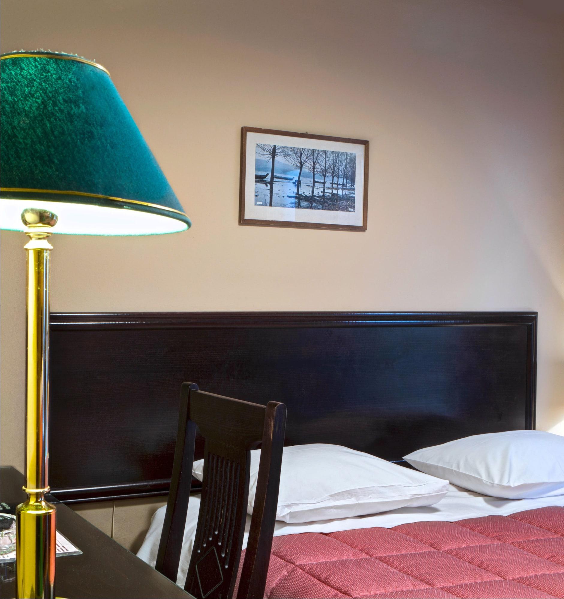 Nicola Hotel Αθήνα Εξωτερικό φωτογραφία