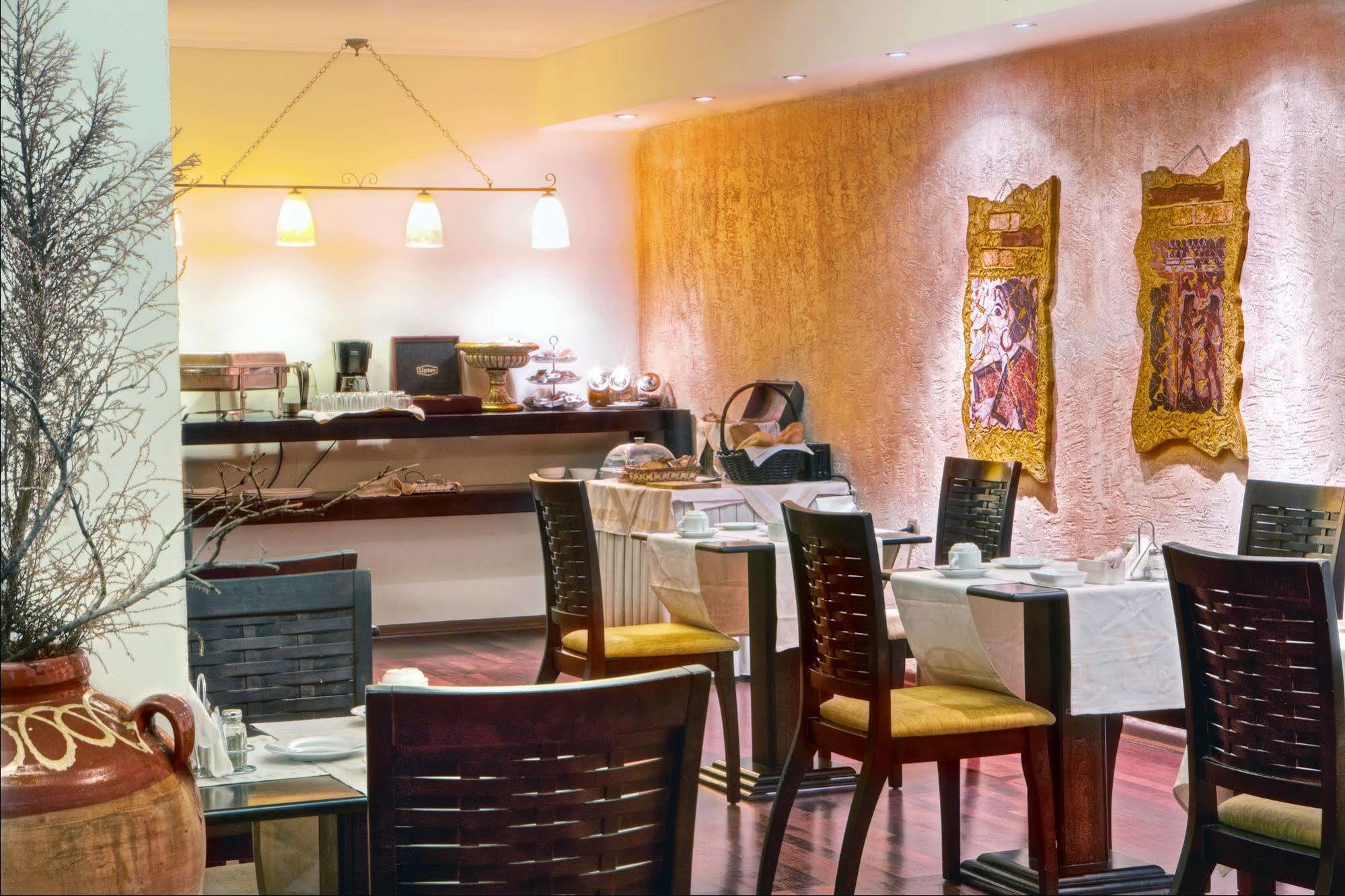 Nicola Hotel Αθήνα Εξωτερικό φωτογραφία