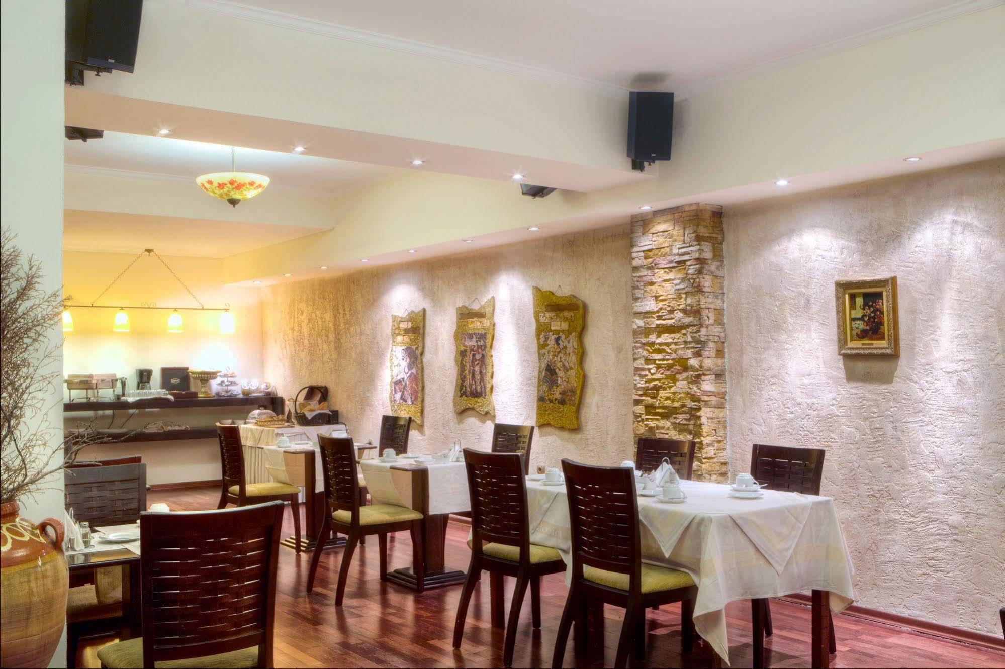 Nicola Hotel Αθήνα Εξωτερικό φωτογραφία